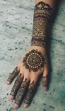 Missoula Henna artist